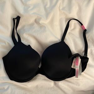 PINK date night bra NWT